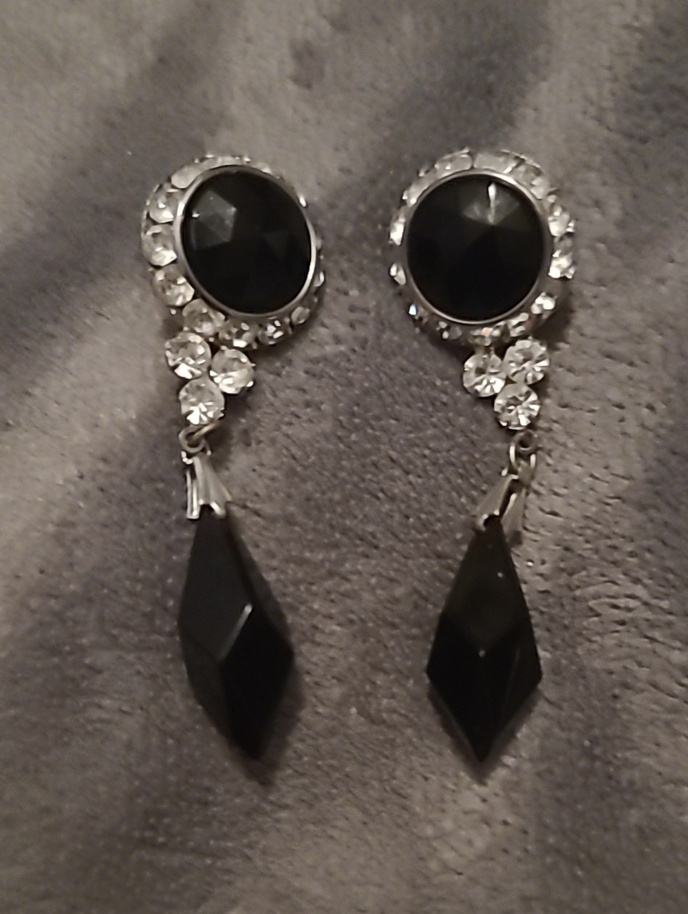Elegant Black Crystal Drop Earrings - Women Jewelry